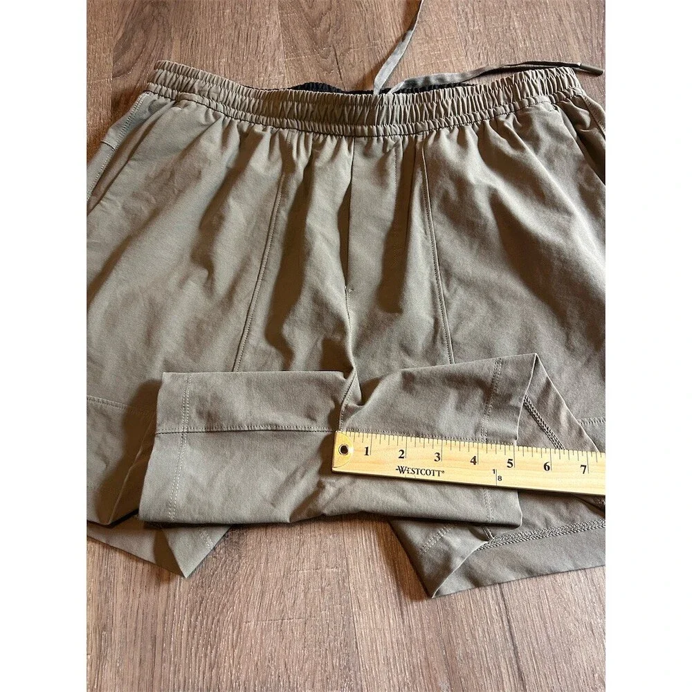 Lululemon Bowline Shorts Men's Size L Nomad Tan Elastic Waist Drawstring